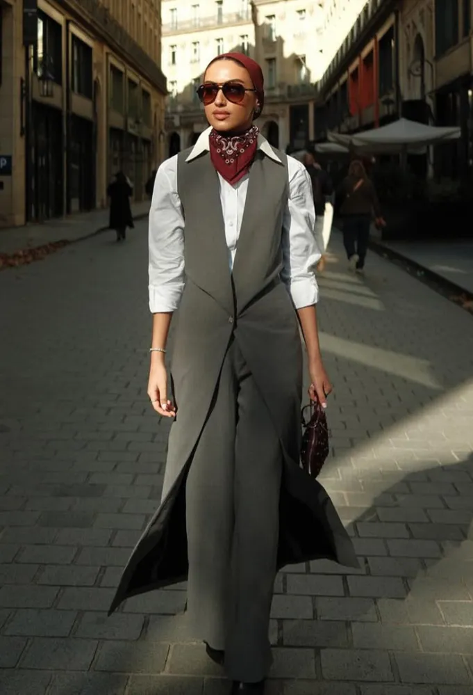 مدونة الموضة يارا النملة - الصورة من حسابها على إنستغرام