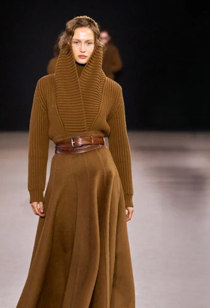 تنورة من ماكس مارا Max Mara -الصورة من Launchmetrics/Spotlight ©