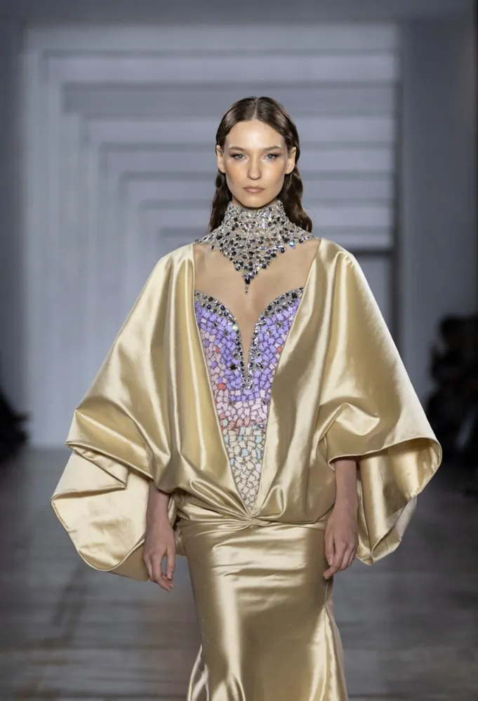 إطلالة من طوني ورد -الصورة من Launchmetrics/Spotlight ©