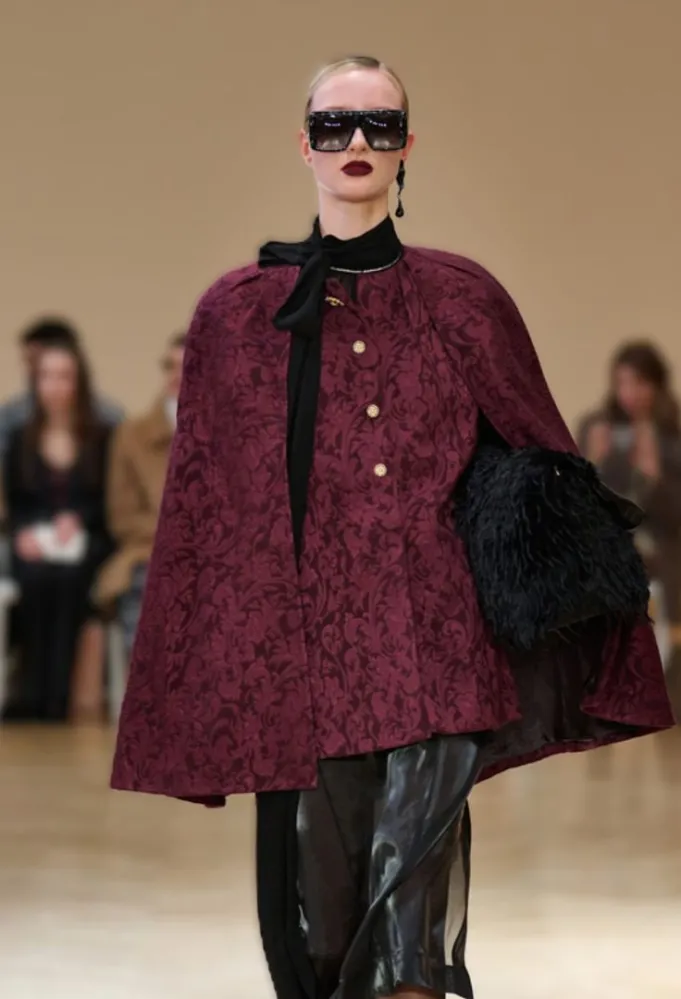 كاب من ساراوونغ Sarawong- الصورة من Launchmetrics/Spotlight ©