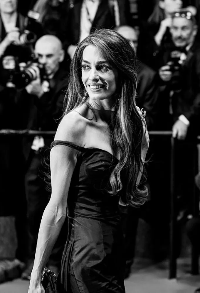 المحامية أمل علم الدين كلوني زوجة النجم جورج كلوني (مصدر الصورة: Victor Boyko/Getty Images)