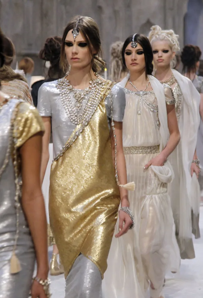 مجموعة شانيل Chanel، ما قبل الخريف 2012، بعنوان Paris-Bombay (المصدر: Francois Guillot / AFP).