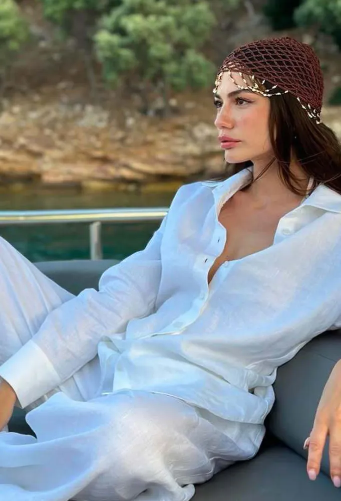 ديميت أوزدمير Demet Özdemir -الصورة من حسابها على إنستغرام