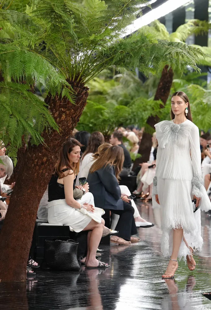 إطلالة من ديور Dior خريف وشتاء 2026- 2027- الصورة من Launchmetrics/Spotlight ©