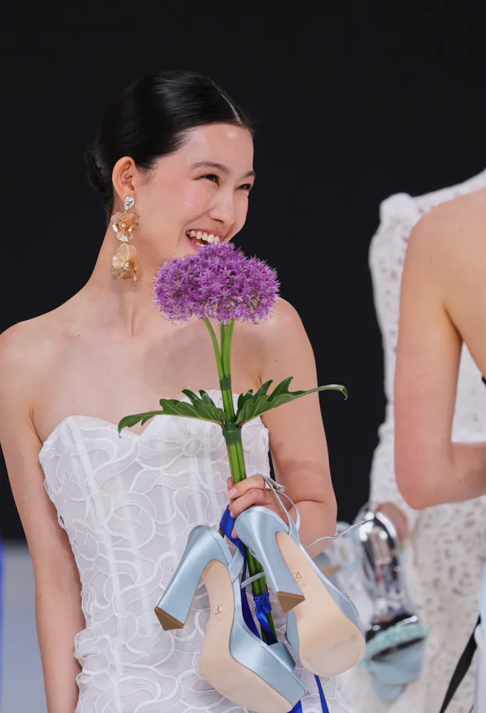 بادجلي ميشكا Badgley Mischka  - الصورة من Launchmetrics/Spotlight ©