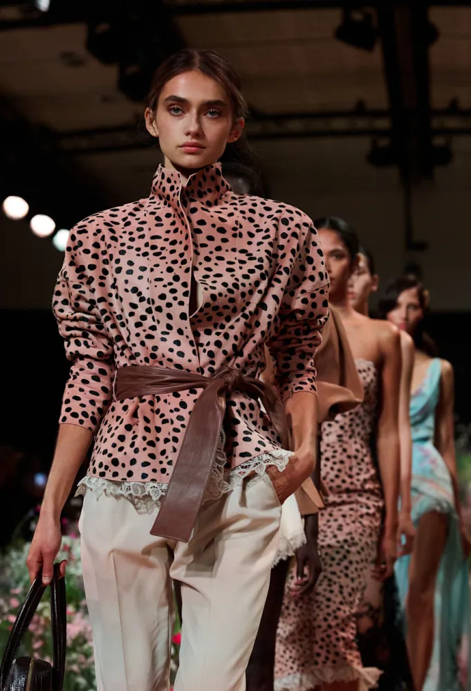 ايلي صعب Elie Saab ربيع وصيف 2027 - الصورة من Launchmetrics/Spotligh©