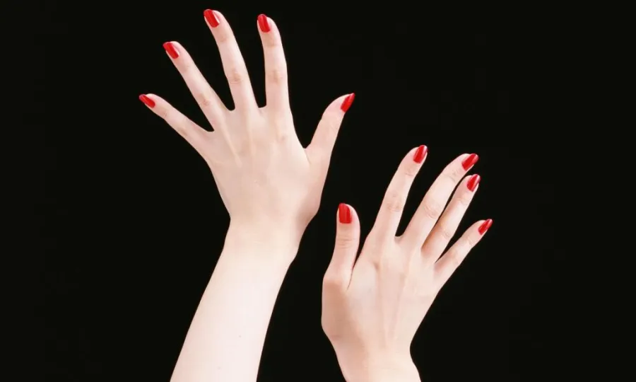 تنظيف اليدين