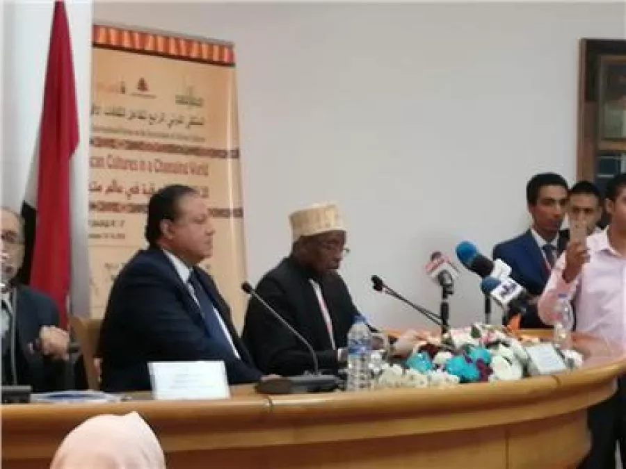 3 احدي جلسات الملتقي .jpg