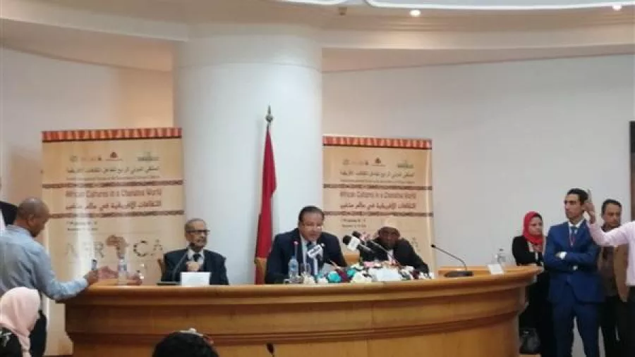 1 احدي جلسات الملتقي .jpg