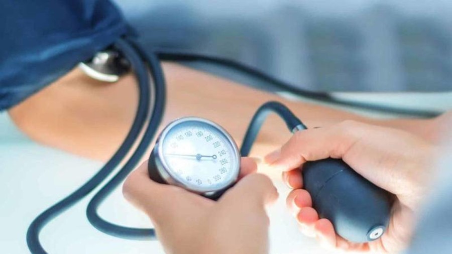 مرضى ضغط الدم عليهم استشارة الطبيب قبل إجراء الساونا