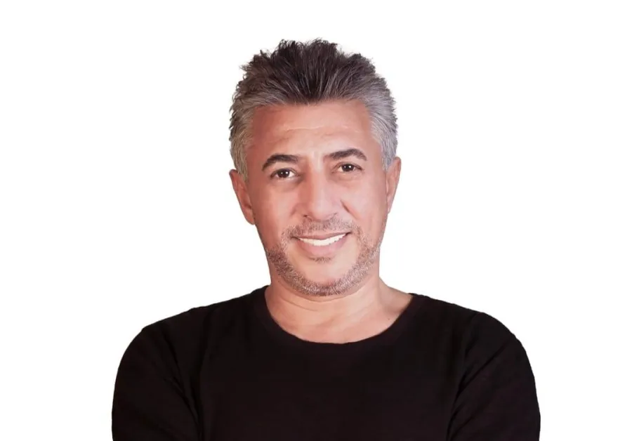  الفنان عمر العبداللات نجم افتتاح مهرجان جرش 2025- الصورة من المركز الإعلامي للمهرجان