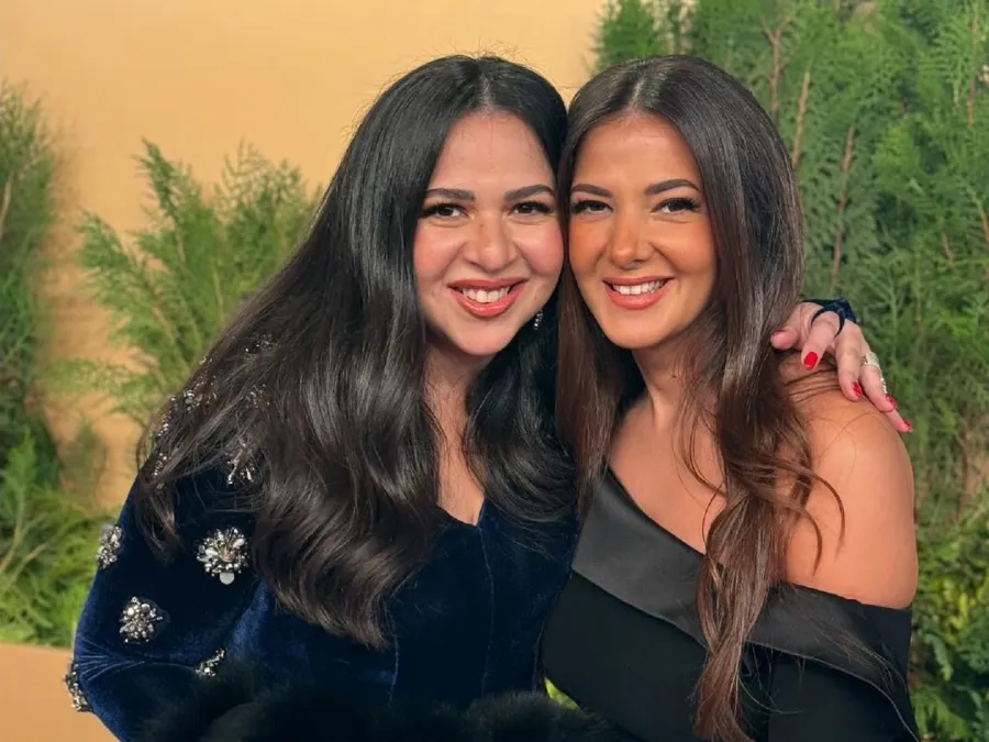 دنيا سمير غانم وشقيقتها إيمي- الصورة من حساب دنيا على إنستغرام