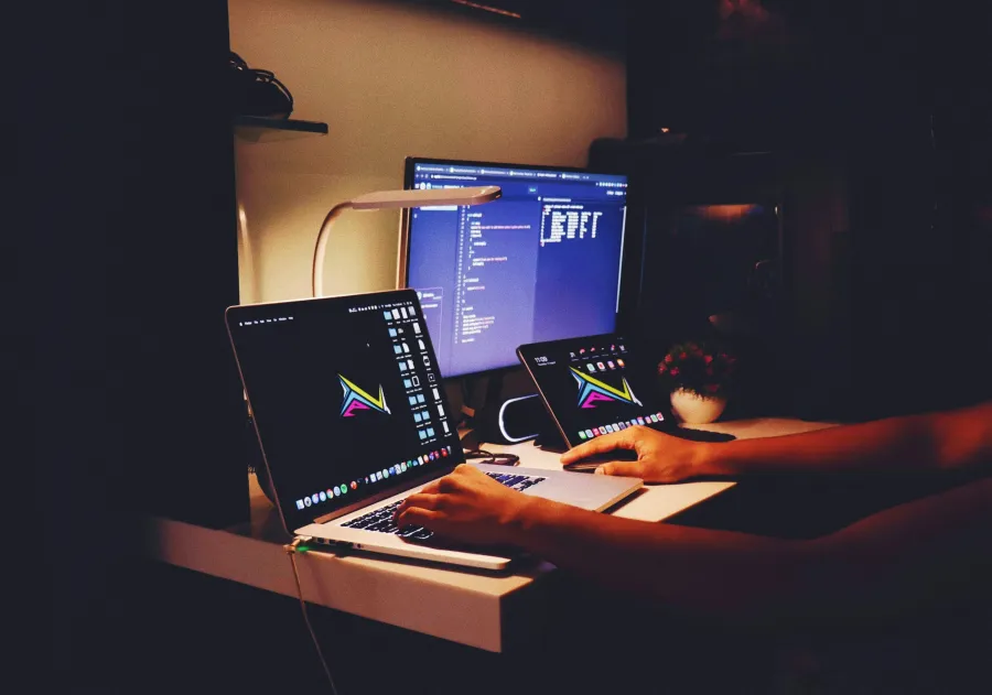 إطلاق مبادرة هاكاثون مكة الذكية. الصورة من موقع unsplash