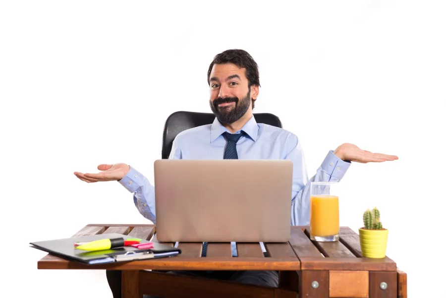 هل يمكن للابتسامة أن تُنقذك في مهن لا تقبل الخطأ؟