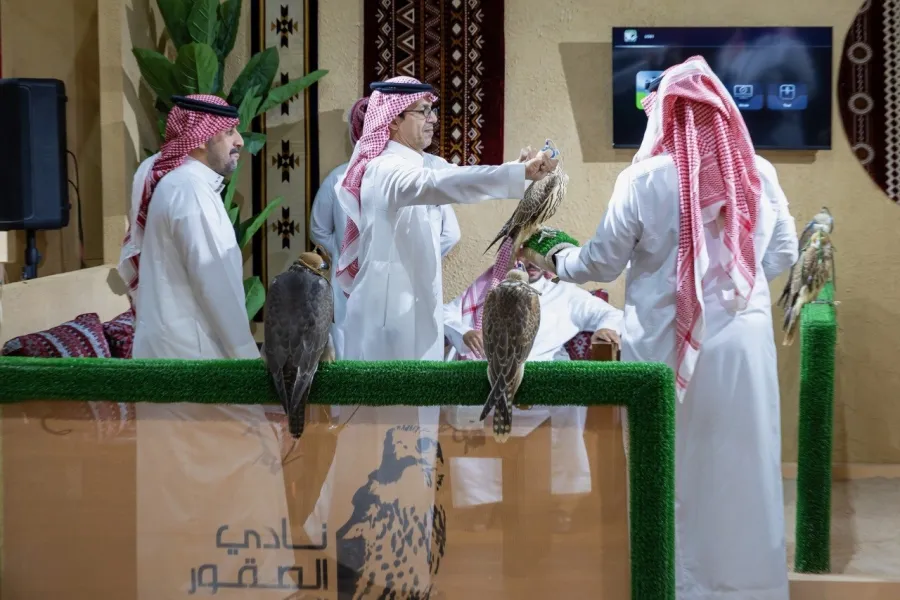 المزاد الدولي لمزارع إنتاج الصقور 2025