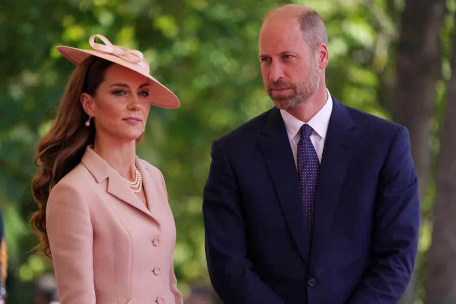 كاثرين والأمير ويليام في وندسور، إنجلترا (Catherine and Prince William in Windsor, England). مصدر الصورة: Alberto Pezzali - WPA Pool/Getty Images
