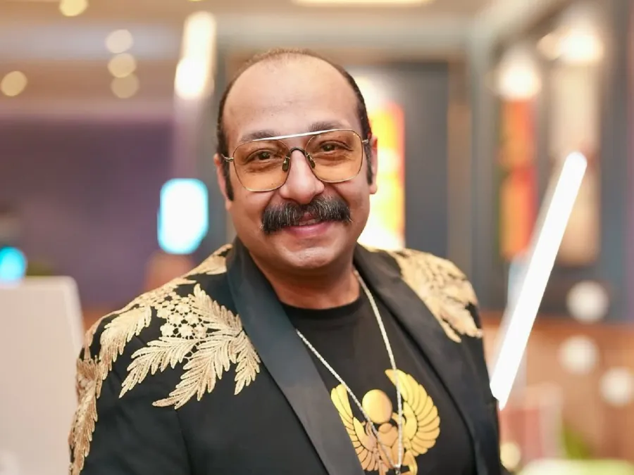 محمد ثروت  