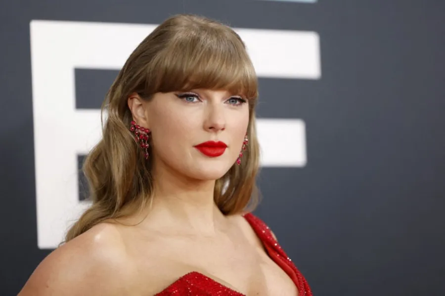 تايلور سويفت Taylor Swift من حفل توزيع جوائز غرامي 2025. مصدر الصورة:  Frazer Harrison / GETTY IMAGES NORTH AMERICA / Getty Images via AFP