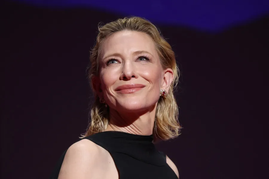 كيت بلانشيت Cate Blanchett – مصدر الصورة Photo by VALERY HACHE / AFP كيت بلانشيت Cate Blanchett – مصدر الصورة Photo by VALERY HACHE / AFP