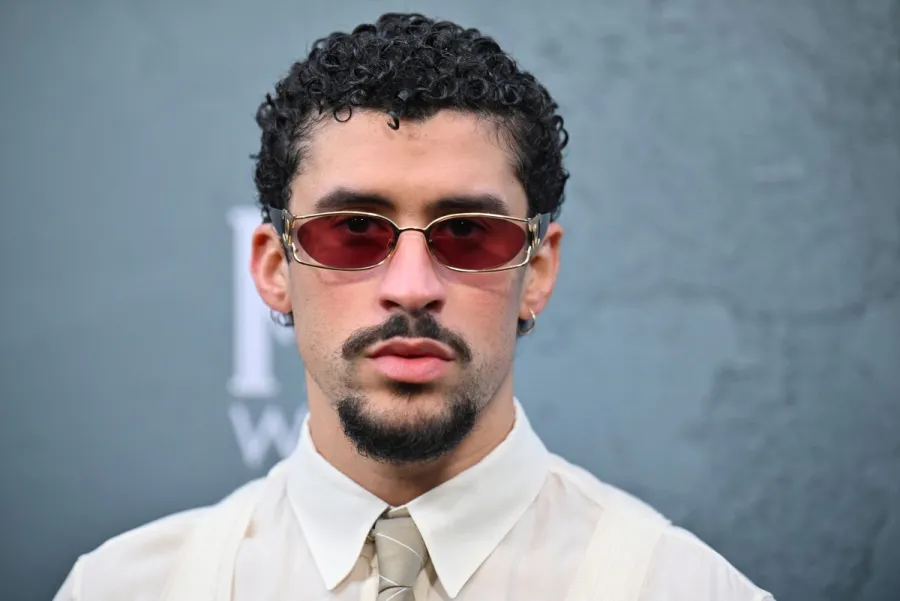 باد باني Bad Bunny  في ساحة الاتحاد الملكي في نيويورك. مصدر الصورة: ANGELA WEISS / AFP