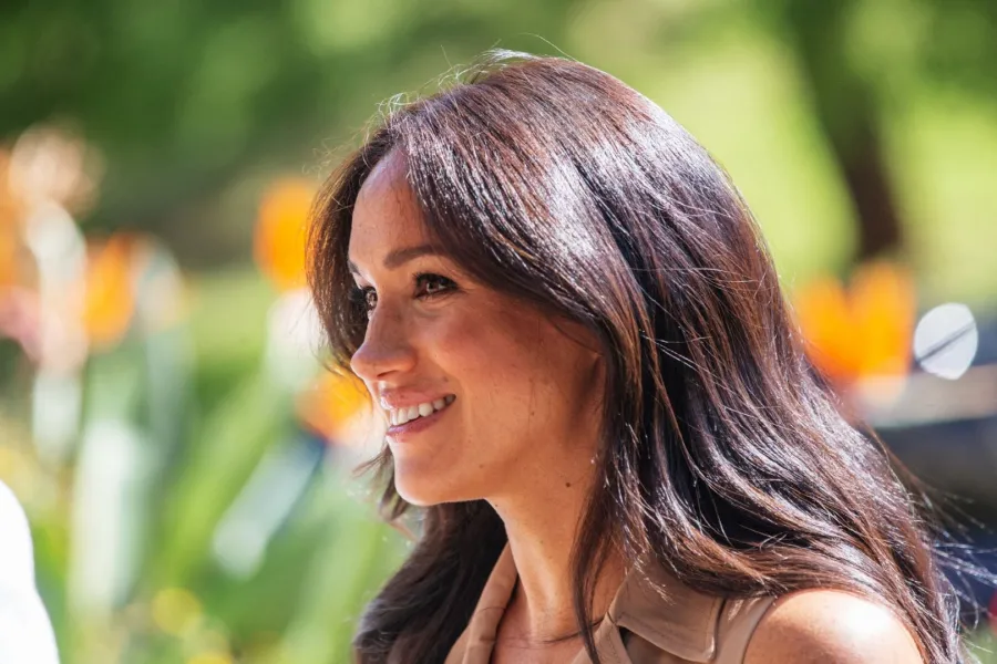 ميغان ماركل في جامعة جوهانسبرغ، جنوب إفريقيا (Meghan Markle at the University of Johannesburg, South Africa). مصدر الصورة: Michele Spatari / AFP