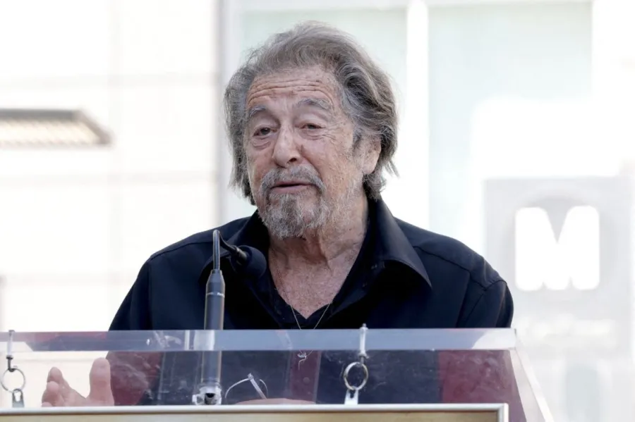 آل باتشينو في هوليوود، كاليفورنيا (Al Pacino in Hollywood, California). مصدر الصورة: Frazer Harrison/Getty Images/AFP