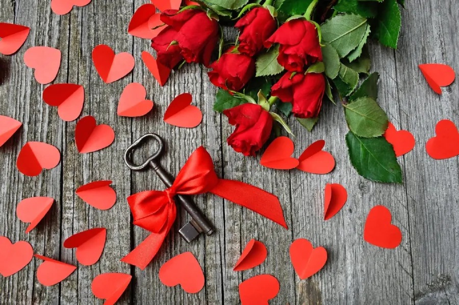 مفاتيح قلب رجل العقرب - مصدر الصورة من pexels اكتشفي مفاتيح قلب رجل العقرب