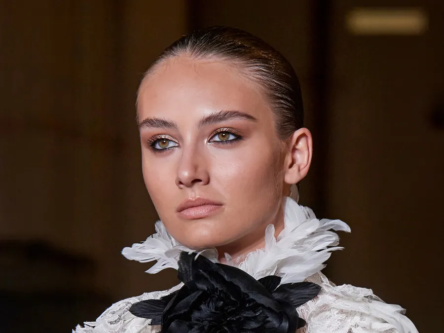 أفضل ظلال عيون ترابية