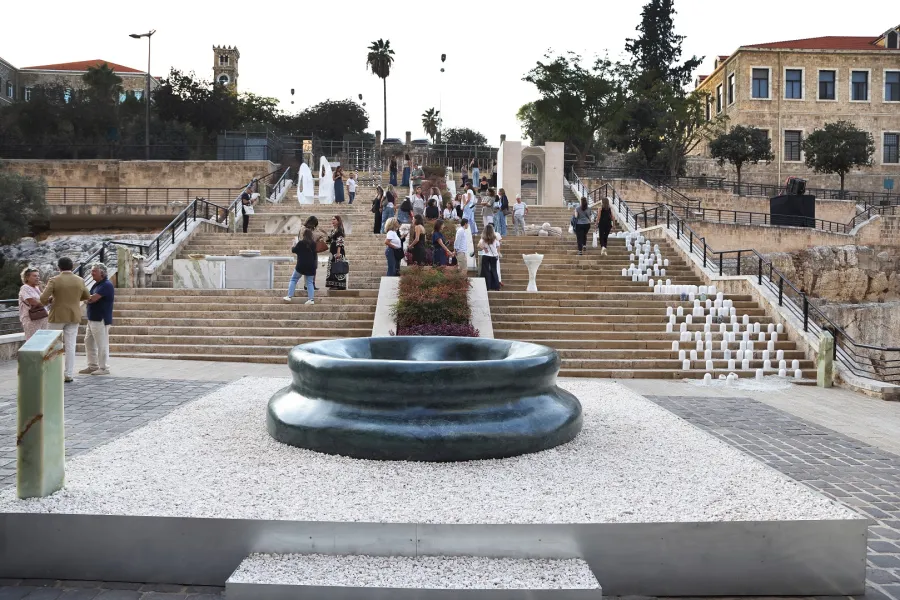 مدخل المعرض حيث عمل المهندس كارل جرجس وهو جاكوزي منفذ برخام غواتيمالا مدخل المعرض حيث عمل المهندس كارل جرجس