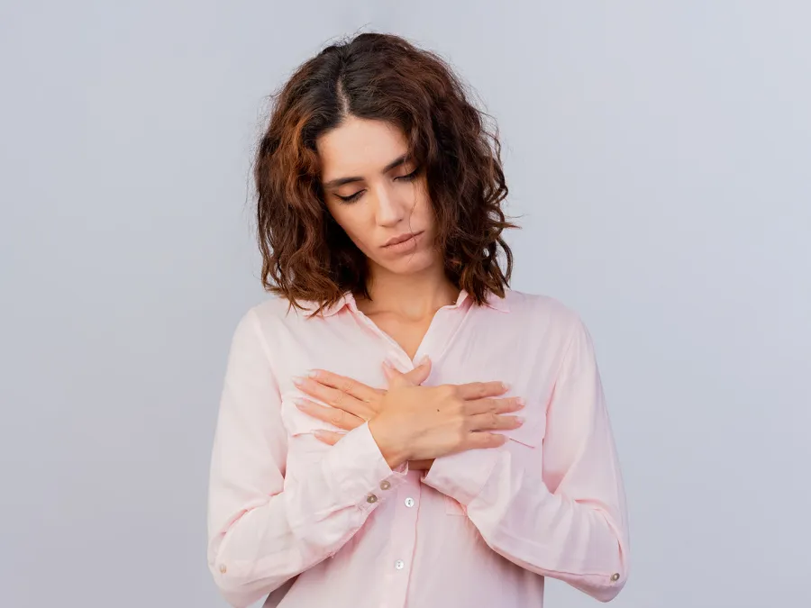 كيف يكون ألم سرطان الثدي؟ Image by stockking on Freepik كيف يكون ألم سرطان الثدي؟ Image by stockking on Freepik