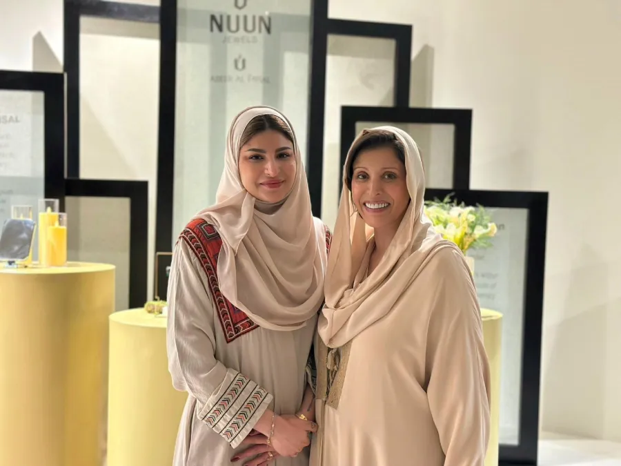 الأميرة نورة الفيصل مؤسسة ومصممة علامة نون للمجوهرات والمصممة الأميرة عبير الفيصل