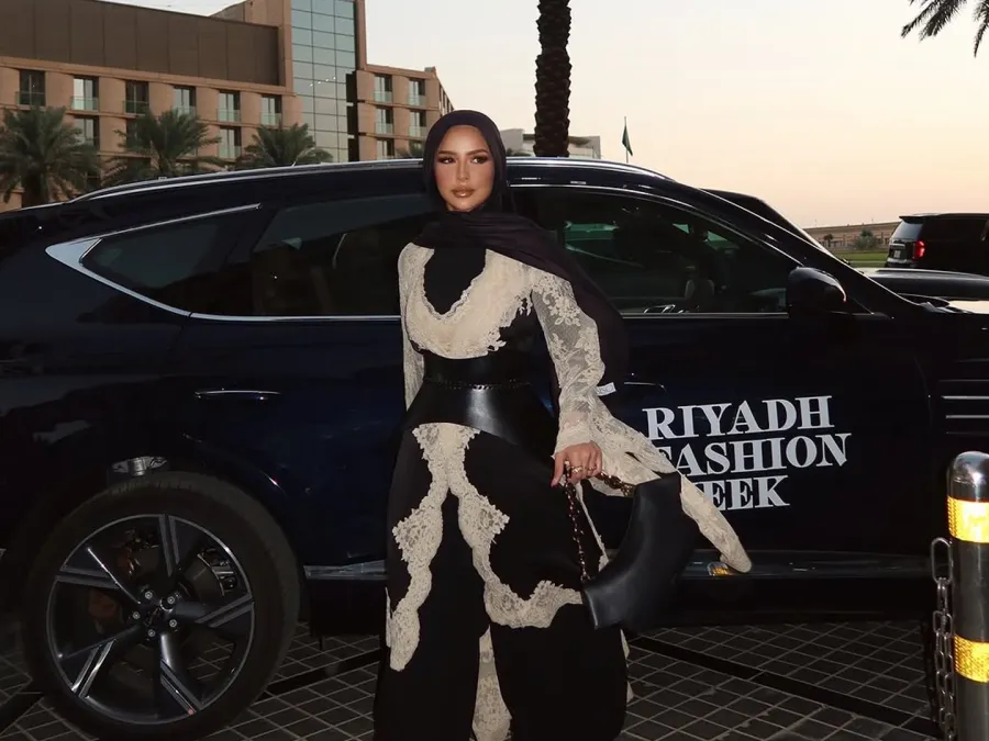 مدونة الموضة سهى طه - الصورة من حسابها على إنستغرام مدونة الموضة سهى طه - الصورة من حسابها على إنستغرام