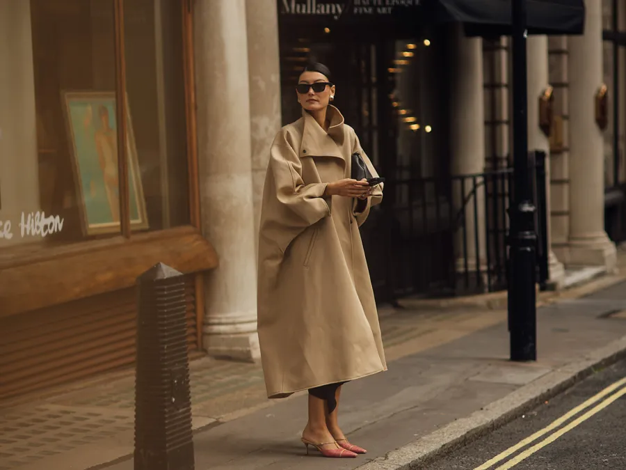 الترانشكوت منفوخ الأكمام - الصورة من Launchmetrics/Spotlight ©