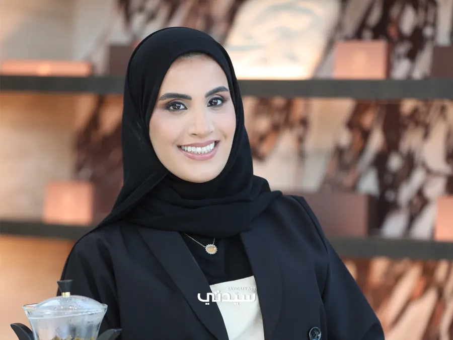خبيرة الشاي الإماراتية فاطمة الموسوي