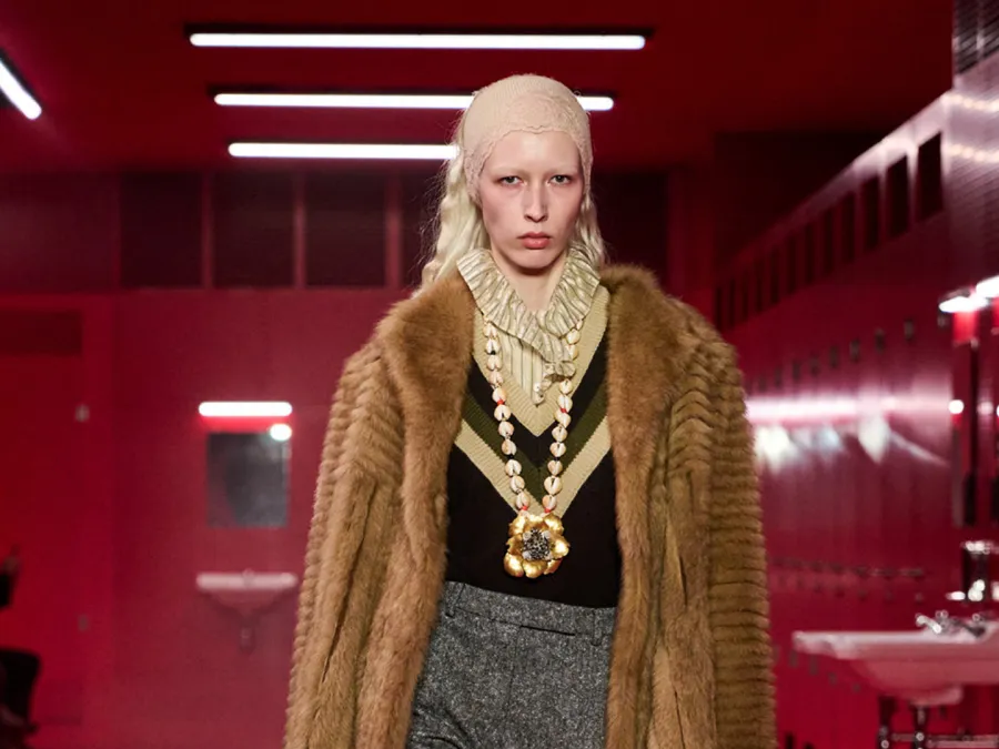 فالنتينو خريف 2025 Valentino 