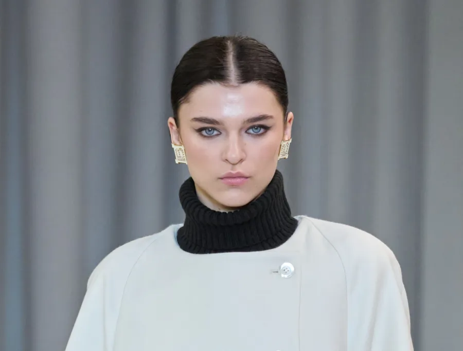 تجربتي مع زيت الخروع للرموش والحواجب