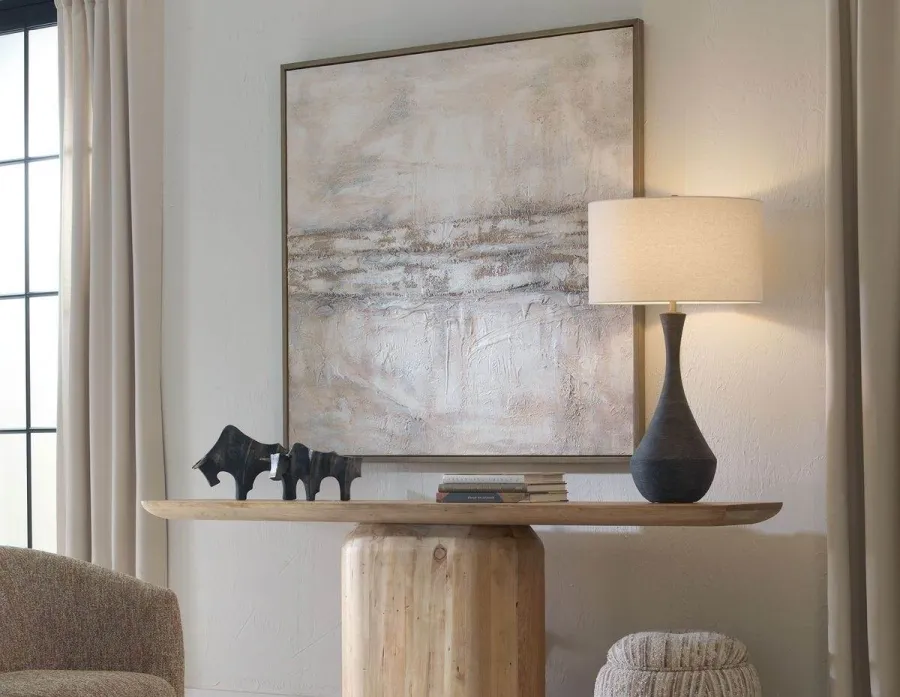 "انتيريرز الإمارات" تكشف عن مجموعة "أترموست" الجديدة