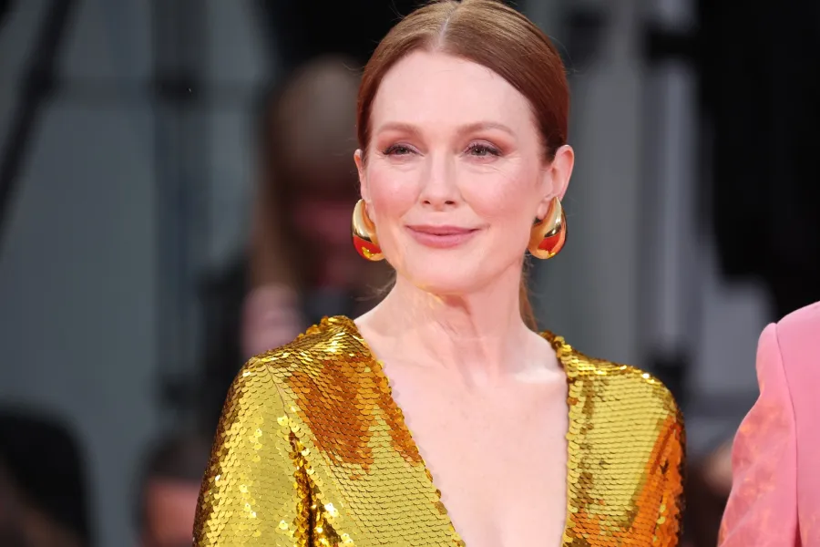 جوليان مور Julianne Moore (مصدر الصورة: Gisela Schober/Getty Images)