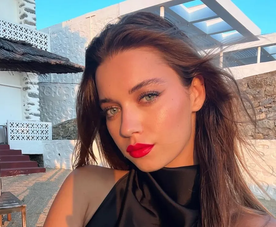 عفراء ساراتش أوغلو - الصورة من حسابها على إنستغرام