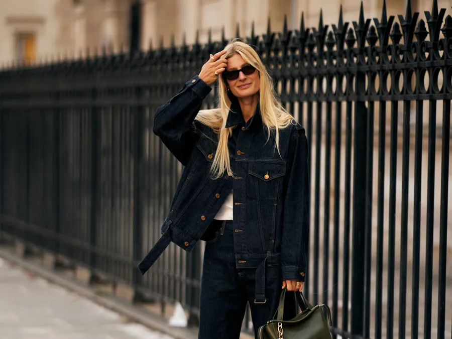 إطلالة جينز ستريت ستايل من باريس - الصورة من Launchmetrics/Spotlight ©