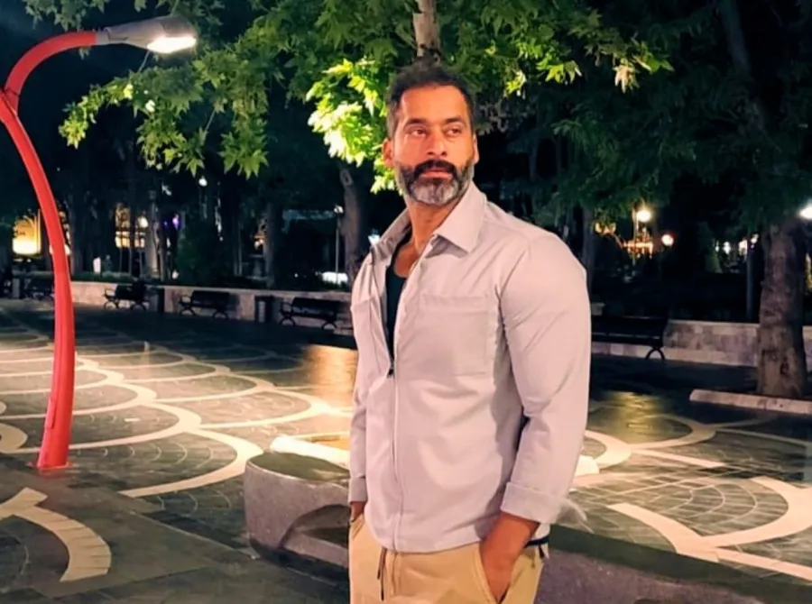 حسين المهدي -الصورة  من  حسابه على إنستغرام