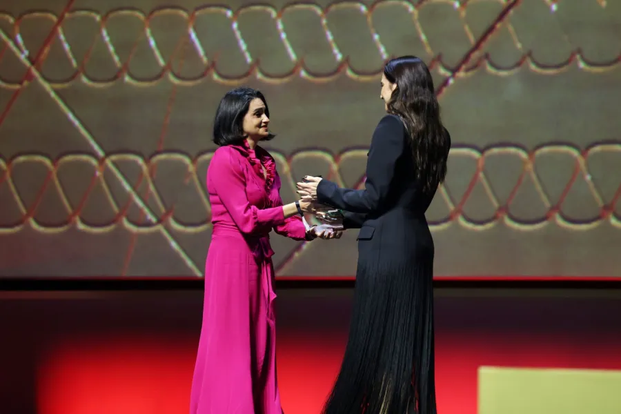 تكريم عهد كامل - Photo by Daniele Venturelli / Getty Images for The Red Sea International Film Festival