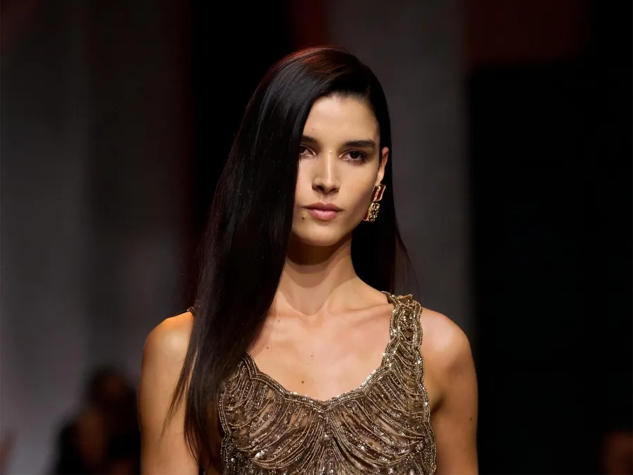 أكثر طرق العناية بالشعر شيوعا في عام 2025