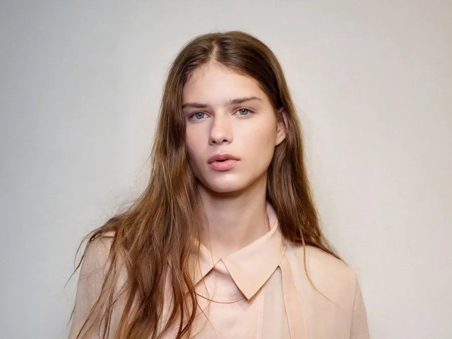  كيف أسهم الذكاء الاصطناعي في تطوير العناية بالبشرة عام 2025