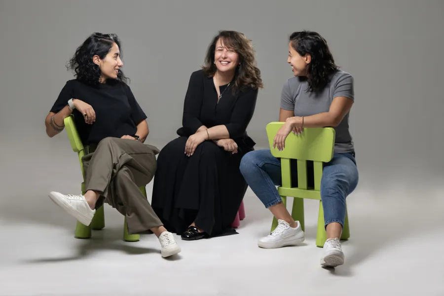 صورة الشيف إيفا وابنتيها