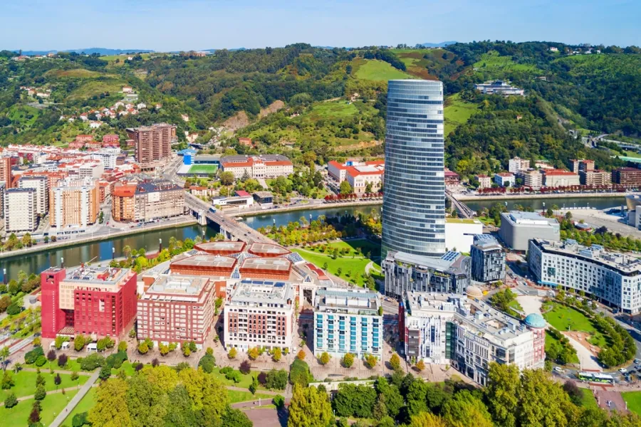 إطلالة على مدينة بلباو