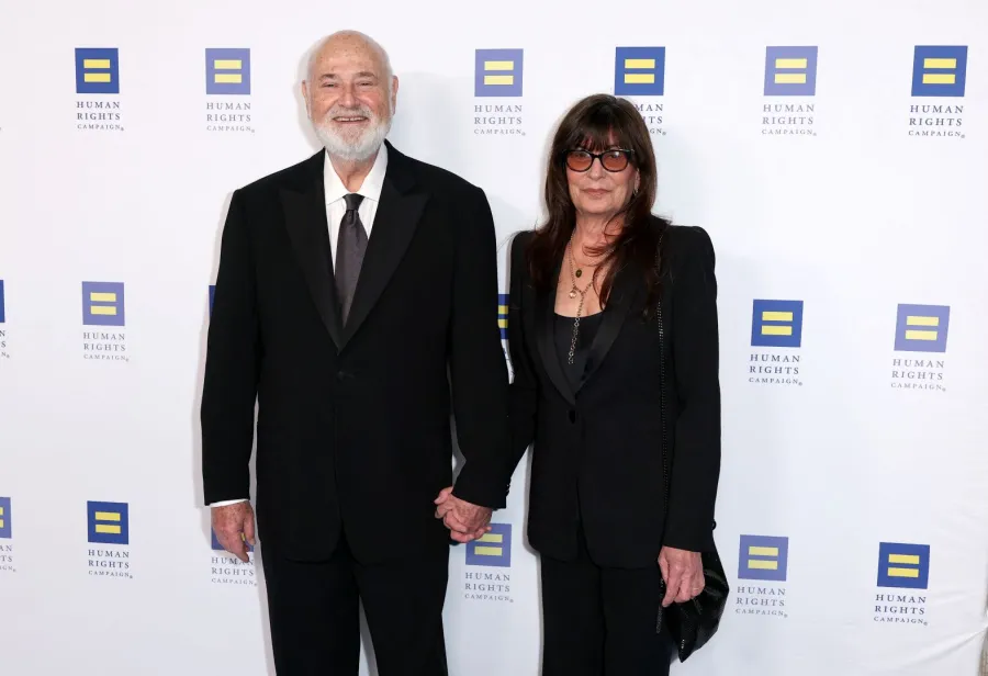 روب راينر وميشيل راينر في لوس أنجلوس، كاليفورنيا (Rob Reiner and Michele Reiner in Los Angeles, California). مصدر الصورة: Matt Winkelmeyer/Getty Images for Human Rights Campaign/AFP