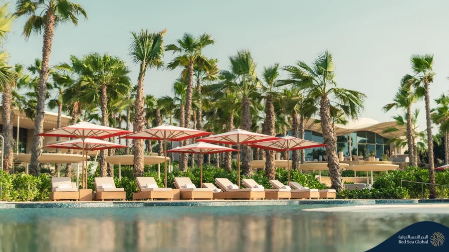 منتجع إس إل إس  البحر الاحمر في جزيرة شورى 