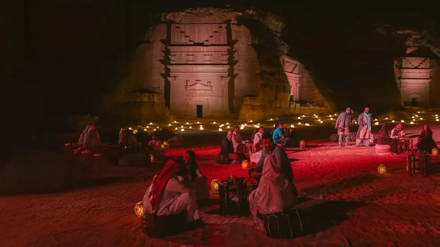 لقطات من فعالية ‏مساء الحِجر الثقافية - الصورة من الموقع الرسمي لاستكشف العلا