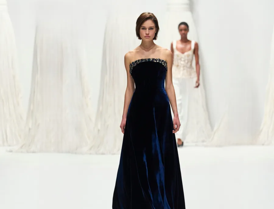 فستان من جيني Genny- الصورة من Launchmetrics/Spotlight ©